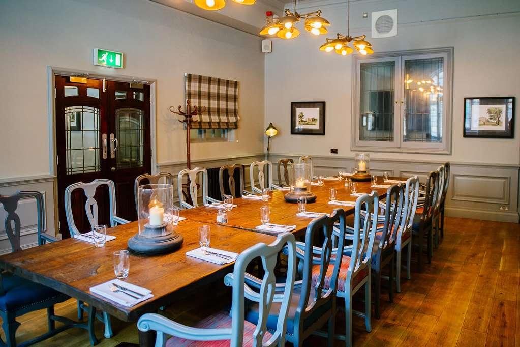 Toll House 4*